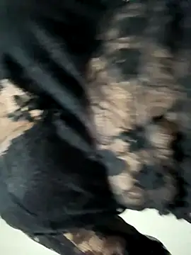 Snapshot of Bemmmba chatting on 10-31-25, 06:53 Bemmmba online show from 10-31-25, 06:53