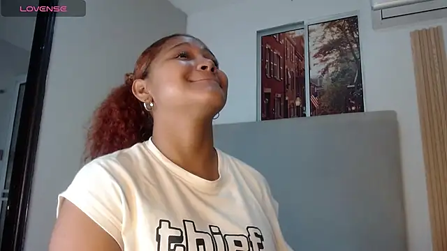 Snapshot of miel_alisha chatting on 04-24-26, 12:40 miel alisha online show from 04-24-26, 12:40