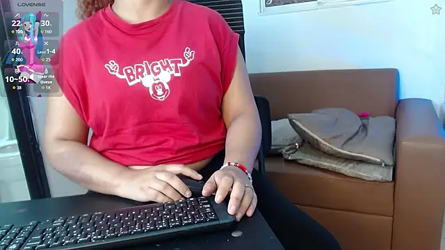 Snapshot of miel_alisha chatting on 05-14-26, 12:45 miel alisha online show from 05-14-26, 12:45