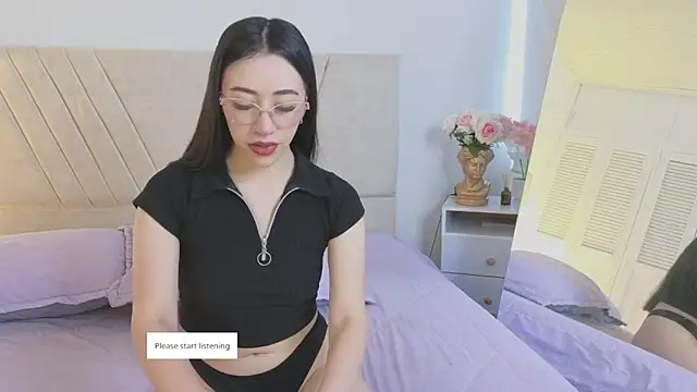 GabbieHill online show from 11-10-25, 08:19