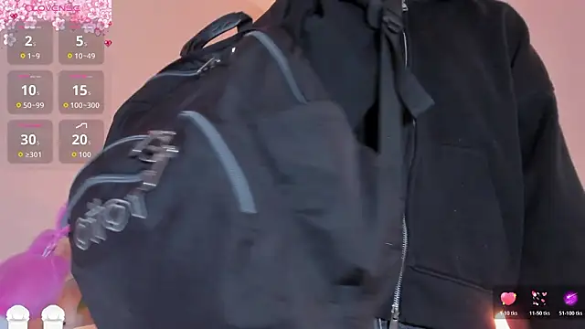 Strawberry Kitty  online show from 02-23-26, 12:46