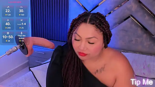 Halleyrosse online show from 11-25-25, 04:12