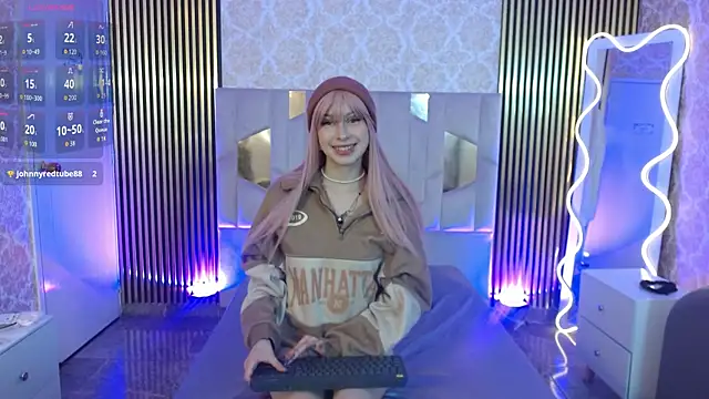 Snapshot of KATANA_TAY chatting on 10-22-25, 12:05 KATANA TAY online show from 10-22-25, 12:05