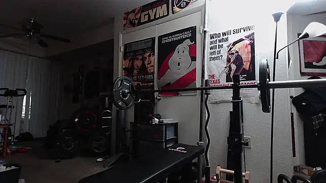 biggerisbetter12 online show from 02-25-26, 04:00