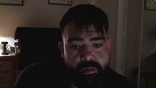 Snapshot of parejitafenix69 chatting on 10-28-25, 12:25 parejitafenix69 online show from 10-28-25, 12:25