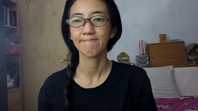 Snapshot of princessD077 chatting on 03-11-26, 10:49 princessD077 online show from 03-11-26, 10:49