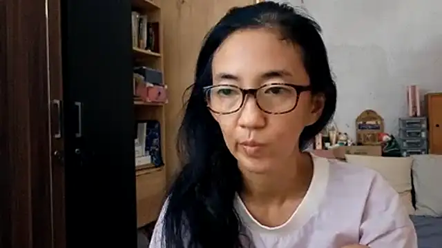 Snapshot of princessD077 chatting on 03-26-26, 07:47 princessD077 online show from 03-26-26, 07:47
