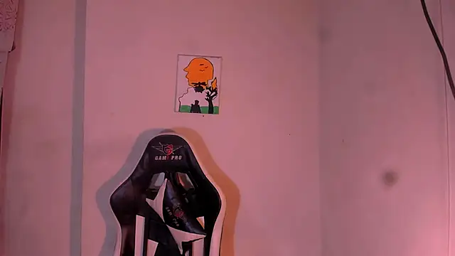 bad girl xxx online show from 04-18-26, 04:05