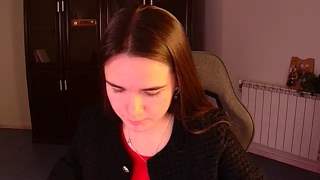 May Bloom online show from 11-05-25, 05:18