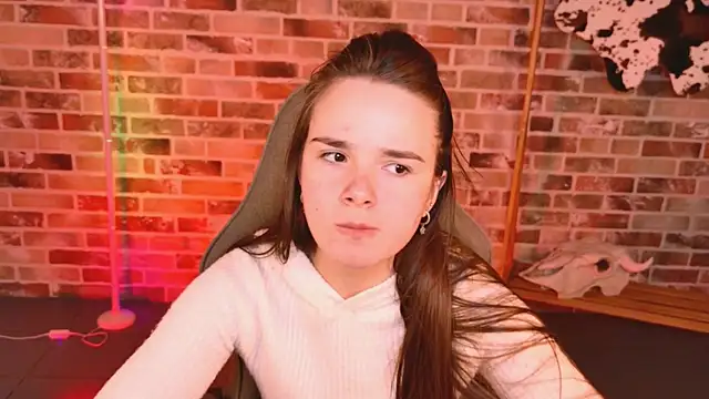 Snapshot of May_Bloom chatting on 03-20-26, 12:32 May Bloom online show from 03-20-26, 12:32