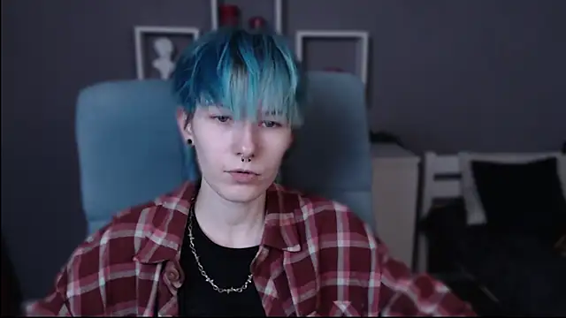 guitarandangell online show from 10-26-25, 03:45