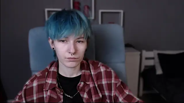 guitarandangell online show from 10-27-25, 03:21