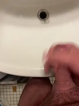 Snapshot of Ing-O2 chatting on 11-01-25, 05:31 Ing-O2 online show from 11-01-25, 05:31