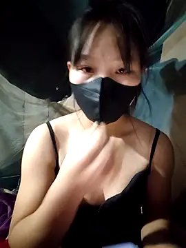 linh-miu99 online show from 11-21-25, 01:37