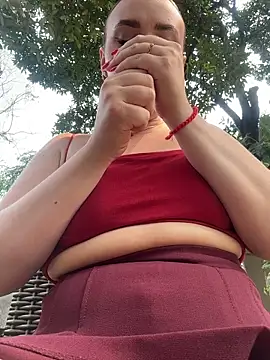 Snapshot of KiraSunshine chatting on 02-11-26, 03:55 KiraSunshine online show from 02-11-26, 03:55