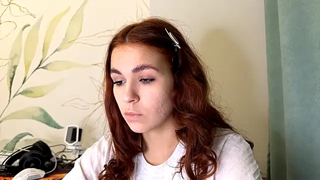 LunaAfrodita online show from 11-02-25, 06:32