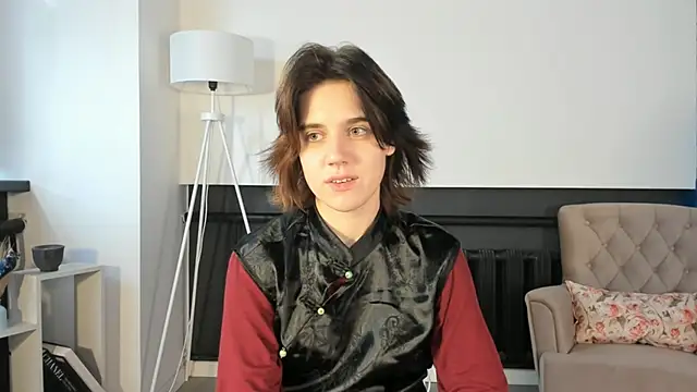 ShandaHenein online show from 10-20-25, 08:48