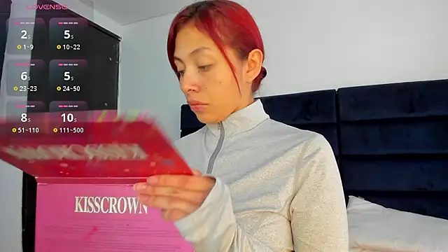 melanie roux   online show from 12-02-25, 12:32