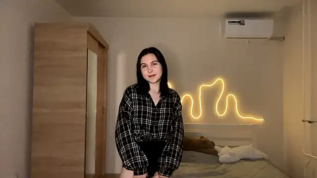 MyraLitterers online show from 03-19-26, 04:33