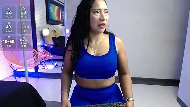 Snapshot of SashaaVixen chatting on 10-29-25, 11:23 SashaaVixen online show from 10-29-25, 11:23