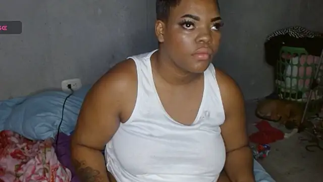 Snapshot of Kailyyhot chatting on 12-13-25, 08:04 Kailyyhot online show from 12-13-25, 08:04