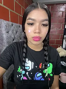 tifanymonroe online show from 04-22-26, 08:21