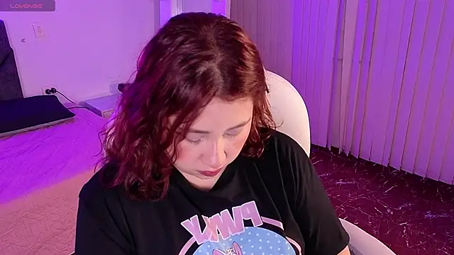 littlee red online show from 05-26-26, 08:27