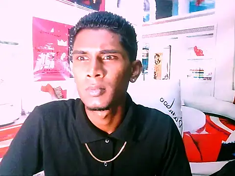 Snapshot of IndianThuggin chatting on 10-27-25, 04:05 IndianThuggin online show from 10-27-25, 04:05