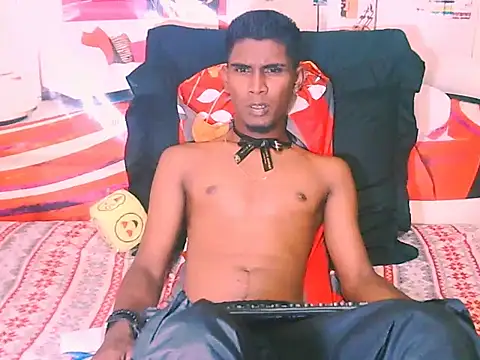 Snapshot of IndianThuggin chatting on 11-17-25, 07:14 IndianThuggin online show from 11-17-25, 07:14