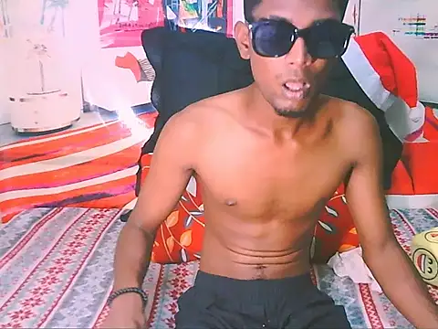 Snapshot of IndianThuggin chatting on 12-18-25, 07:42 IndianThuggin online show from 12-18-25, 07:42