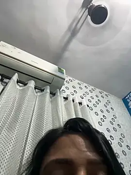 Snapshot of heenashai chatting on 11-26-25, 06:42 heenashai online show from 11-26-25, 06:42