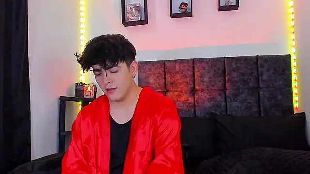 Theo Noxxx online show from 10-25-25, 07:08