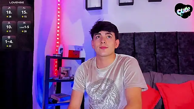 Theo Noxxx online show from 11-14-25, 07:01