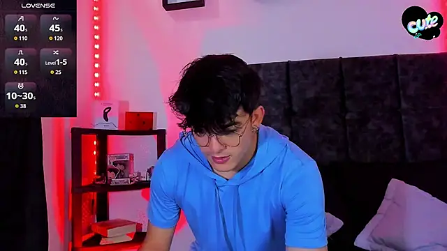 Theo Noxxx online show from 11-18-25, 05:39