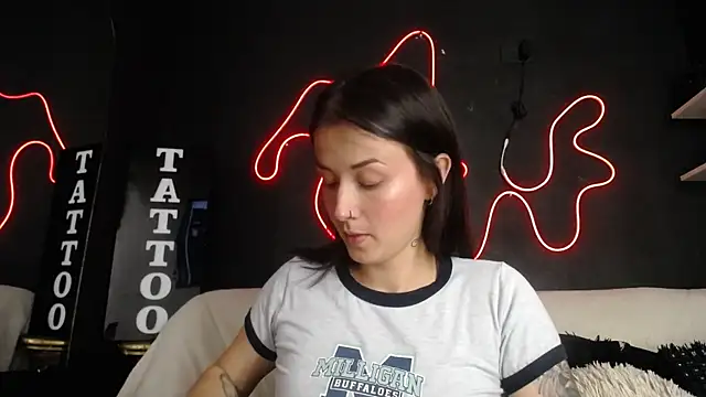 Emma sweet hot online show from 04-15-26, 04:36