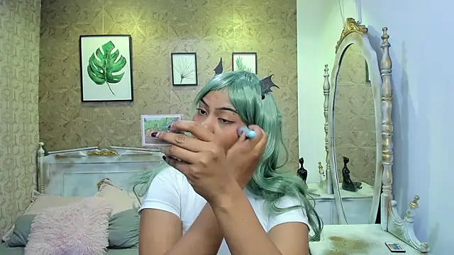 Sofia clk online show from 11-13-25, 04:22