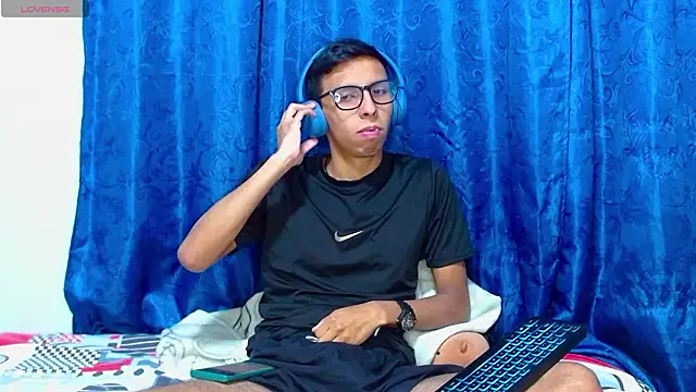 DavTwink3100 online show from 03-20-26, 01:54