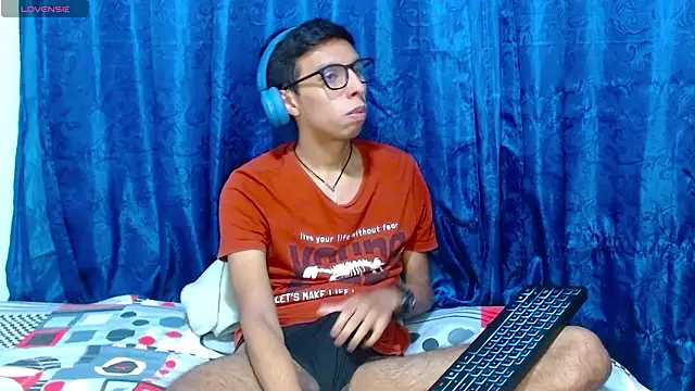 DavTwink3100 online show from 03-28-26, 01:38