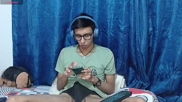 DavTwink3100 online show from 04-05-26, 01:47