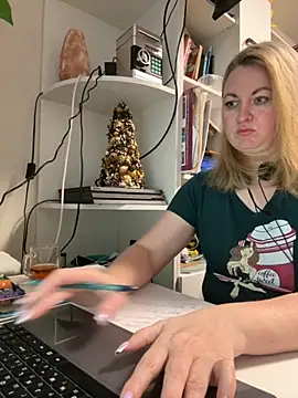 Amelia-Diamond online show from 12-03-25, 12:25