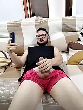 Branquinhowm online show from 10-20-25, 05:13