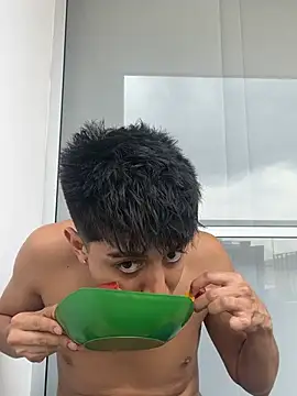 motomotoboy online show from 03-03-26, 08:37