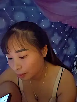 Squirrel-Pear online show from 10-21-25, 11:38