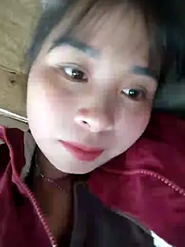 Squirrel-Pear online show from 11-17-25, 02:06