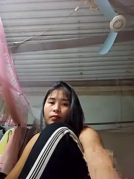 Squirrel-Pear online show from 12-01-25, 04:12