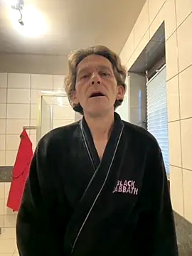 kon77777 online show from 10-26-25, 05:35