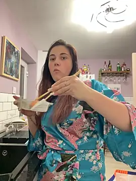 Snapshot of YourFrenchFeliciexo chatting on 10-24-25, 08:27 YourFrenchFeliciexo online show from 10-24-25, 08:27