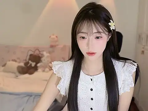 Onecutelittle online show from 10-23-25, 01:21