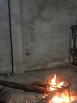 Snapshot of Kylie_beem chatting on 11-14-25, 12:53 Kylie beem online show from 11-14-25, 12:53