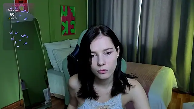 Mell Hyees online show from 10-22-25, 09:09